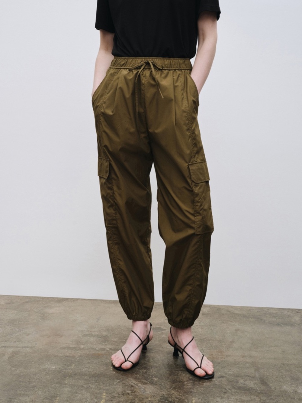 Meijong Park Cargo Pants Olive